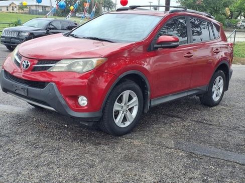Used 2013 Toyota RAV4 XLE image 3