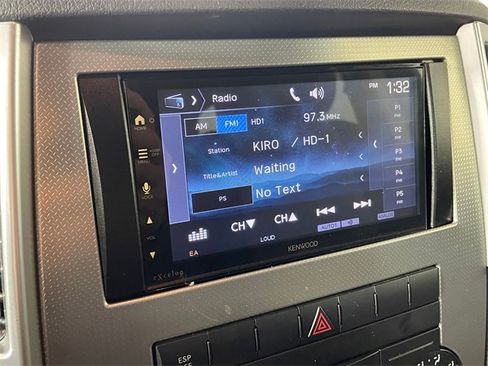 Used 2010 Jeep Grand Cherokee Laredo image 7