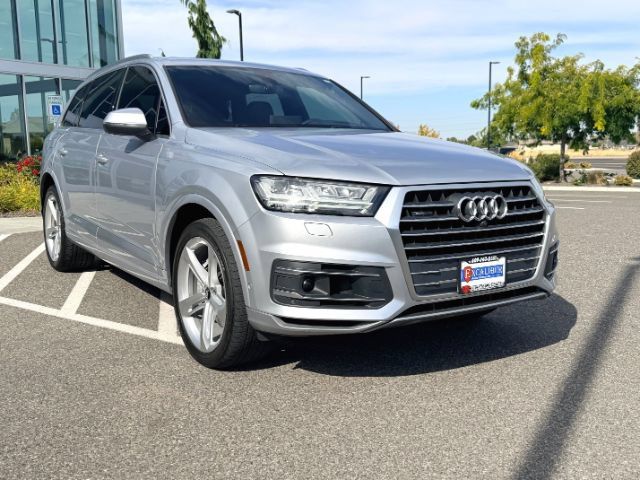 Used 2019 Audi Q7 3.0T Prestige AWD/4WD image 2