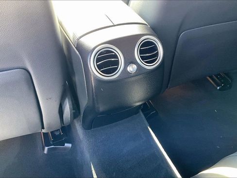 Certified 2022 Mercedes-Benz GLC 300 4MATIC image 25