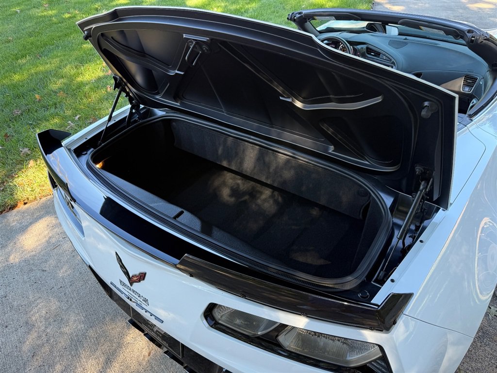 Used 2019 Chevrolet Corvette Z06 RWD image 64