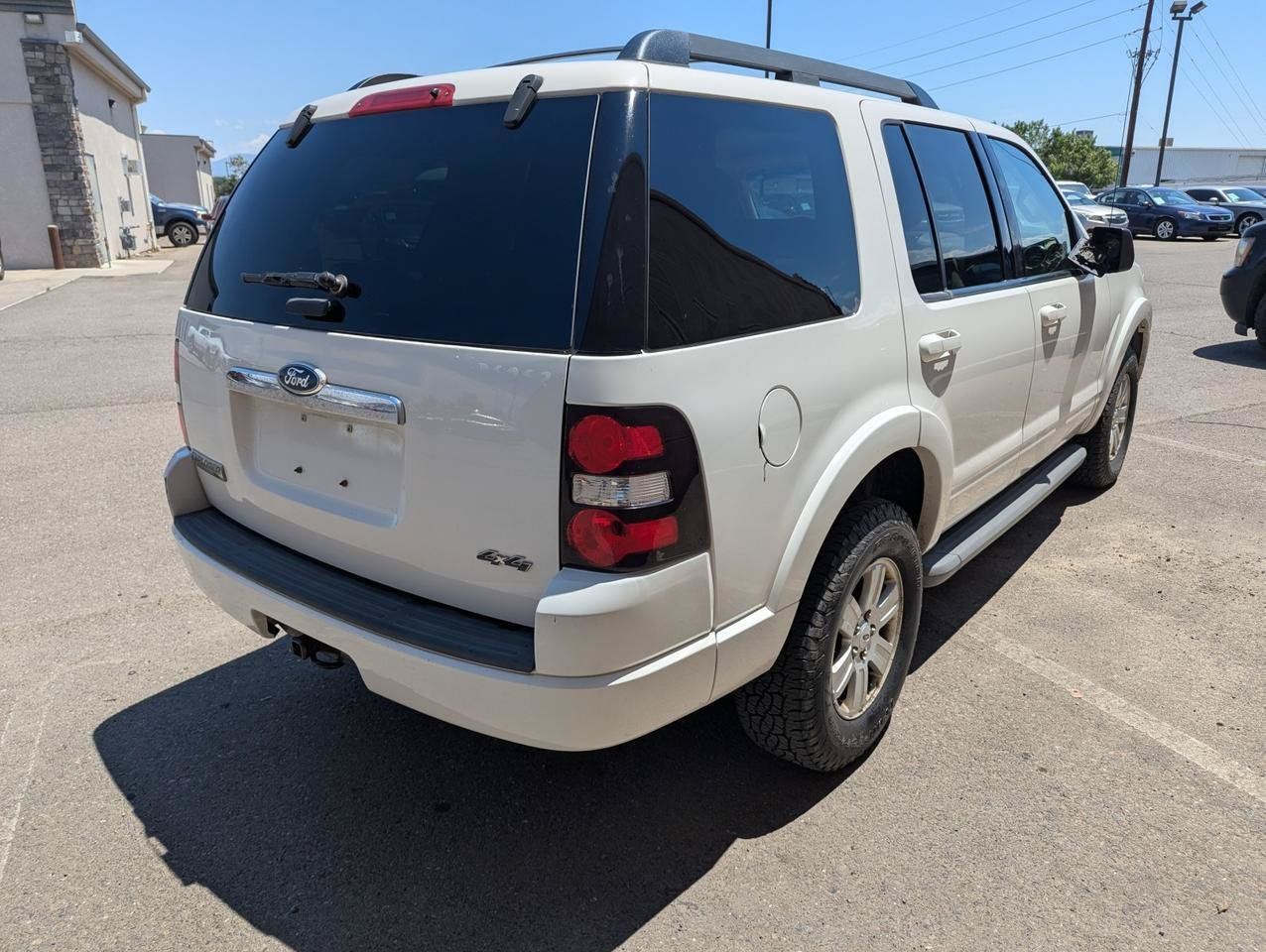 Used 2010 Ford Explorer XLT AWD/4WD image 5