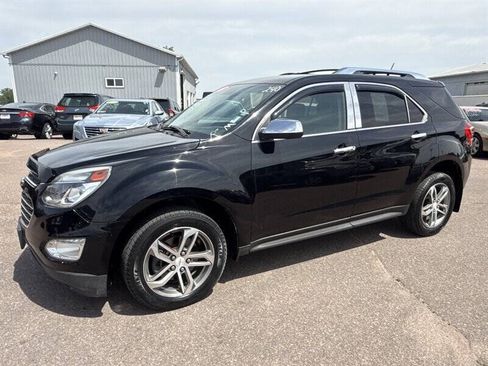 Used 2016 Chevrolet Equinox LTZ w/ Enhanced Convenience Package AWD/4WD image 2