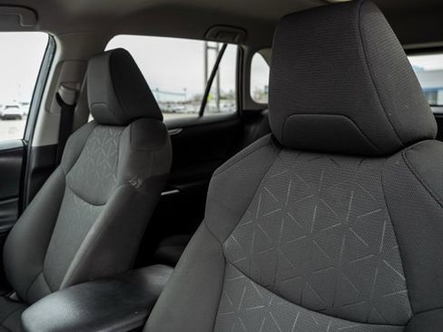 Used 2023 Toyota RAV4 XLE image 25