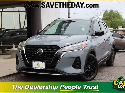 Used 2023 Nissan Kicks SR FWD image 1