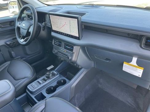 New 2026 Ford Maverick Lobo AWD/4WD image 32