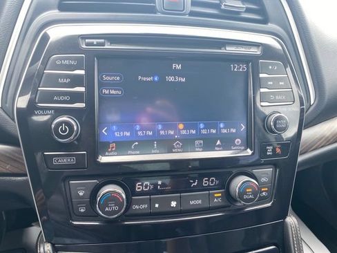 Used 2018 Nissan Maxima Platinum FWD image 26