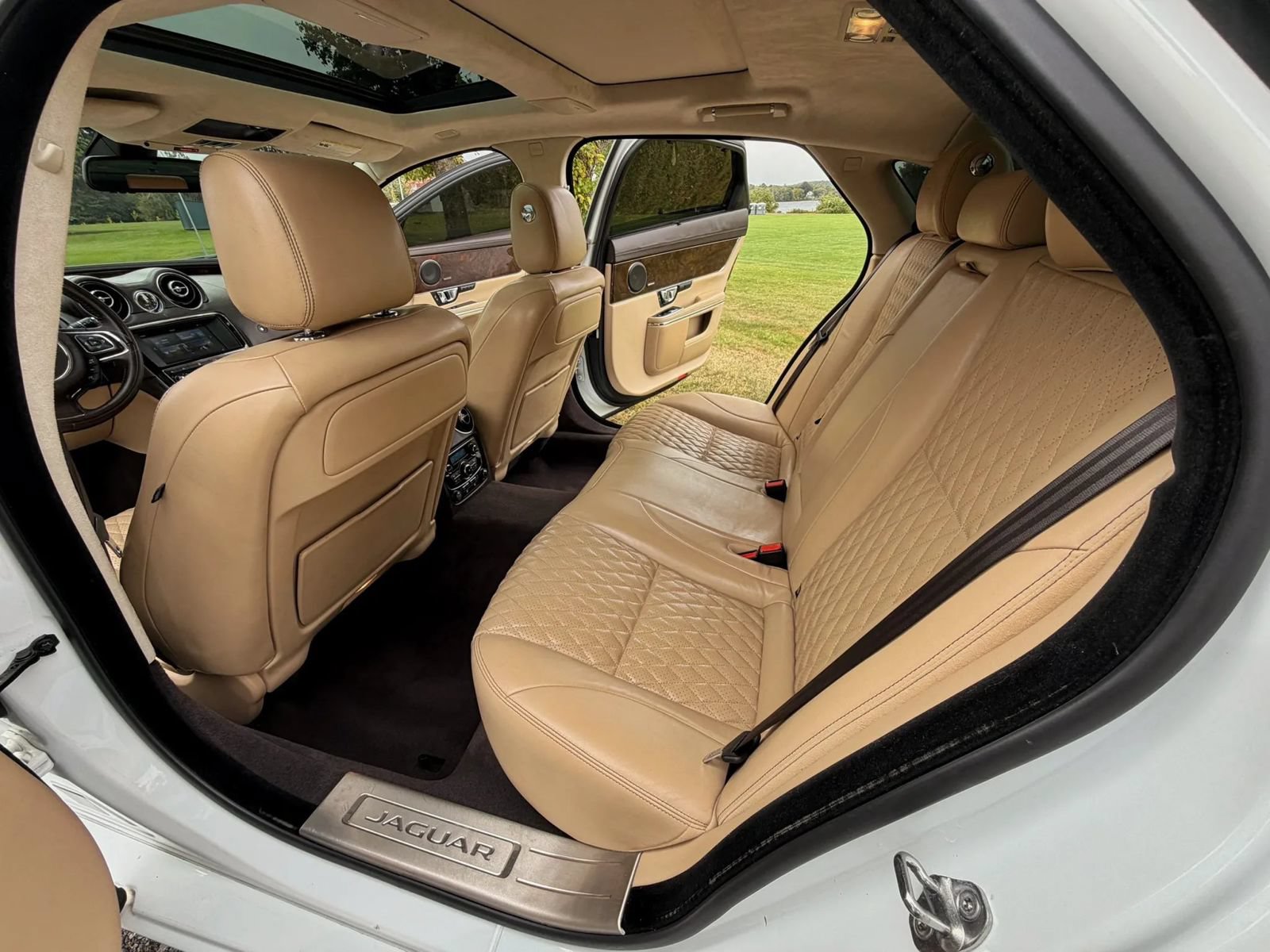 Used 2017 Jaguar XJ L Portfolio AWD/4WD image 48