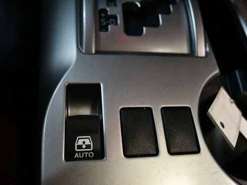 Used 2018 Toyota 4Runner Limited image 62