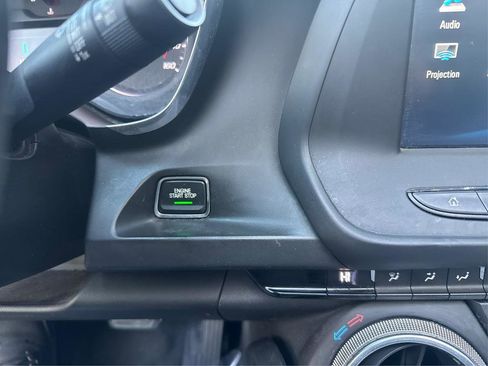 Used 2018 Chevrolet Camaro LT image 26