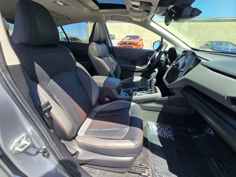 Used 2024 Subaru Crosstrek 2.5i Limited w/ Crosstrek Mirror Package AWD/4WD image 10
