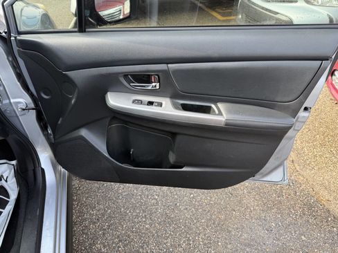 Used 2015 Subaru Crosstrek 2.0i Limited image 29