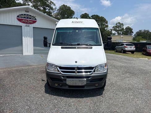 Used 2006 Dodge Sprinter 2500 w/ PWR Convenience Group RWD image 2