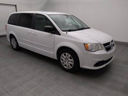 Used 2016 Dodge Grand Caravan SE w/ Quick Order Package 29E SE FWD image 11