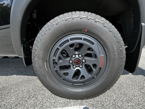 New 2026 Nissan Frontier PRO-4X w/ Tow Package AWD/4WD image 11