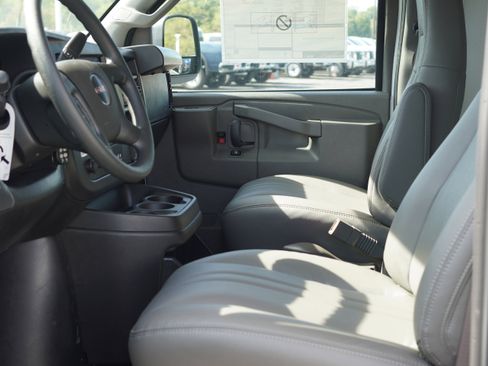 New 2025 GMC Savana 3500 w/ Power Convenience Package image 19