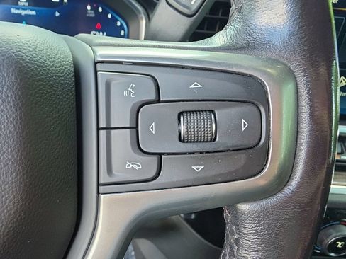 Used 2022 Chevrolet Silverado 1500 LT AWD/4WD image 23