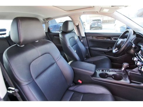 Used 2022 Honda Civic Touring image 27