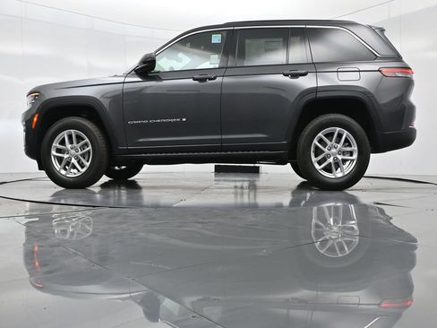 New 2025 Jeep Grand Cherokee Laredo X image 40