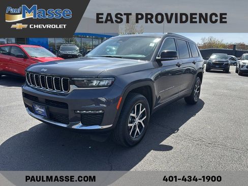 Used 2023 Jeep Grand Cherokee L Limited w/ Trailer Tow Group (B) AWD/4WD image 1
