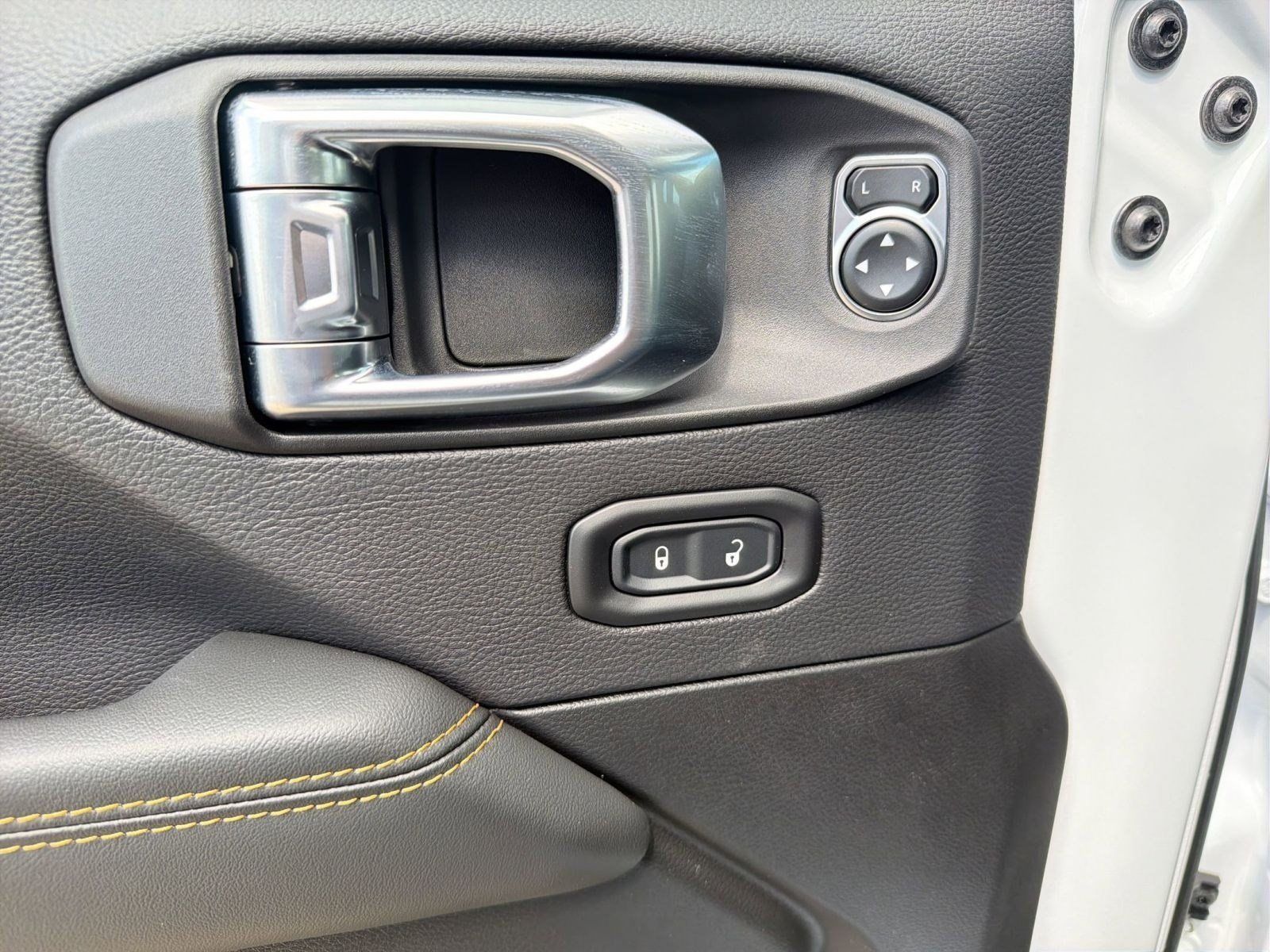 New 2026 Jeep Gladiator Sport AWD/4WD image 13
