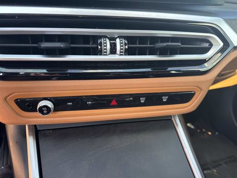 Used 2024 BMW 430i 430i w/ Convenience Package image 20