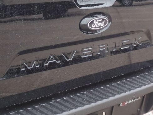 New 2025 Ford Maverick XLT w/ XLT Luxury Package image 13
