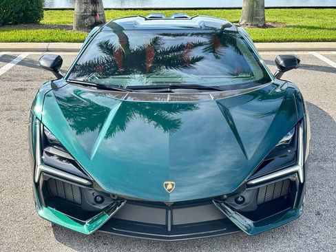 Used 2025 Lamborghini Revuelto AWD/4WD image 3