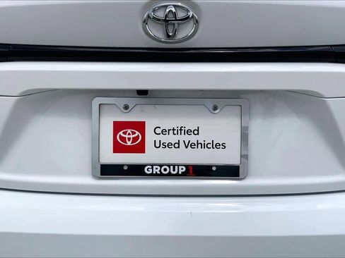 Used 2026 Toyota Corolla LE FWD image 10