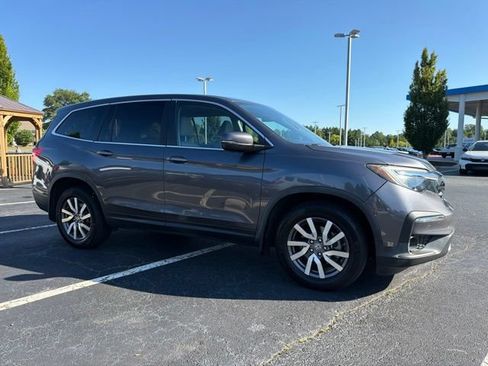 Used 2019 Honda Pilot EX image 4