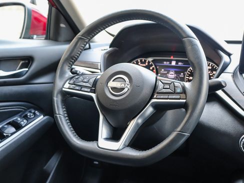 Used 2023 Nissan Altima 2.5 SL AWD/4WD image 18