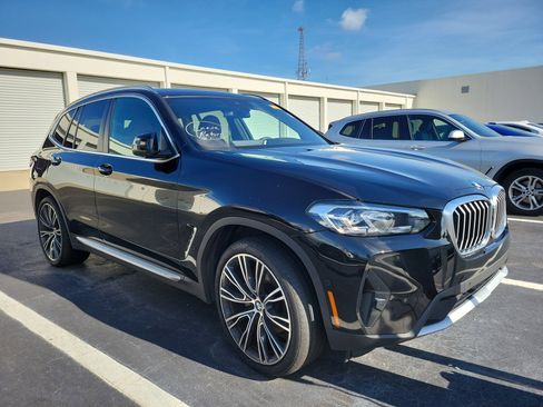Used 2024 BMW X3 sDrive30i w/ Premium Package RWD image 2