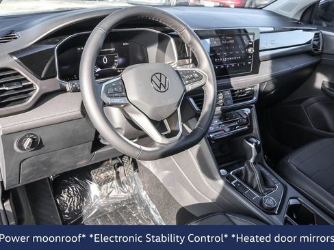 New 2026 Volkswagen Taos SE AWD/4WD image 4
