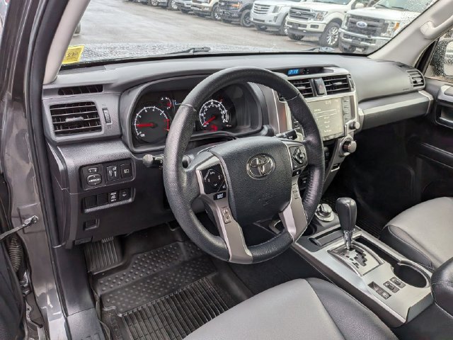 Used 2023 Toyota 4Runner SR5 Premium w/ Moonroof Package AWD/4WD image 8