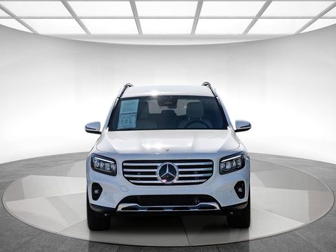 Used 2025 Mercedes-Benz GLB 250 GLB 250 image 2