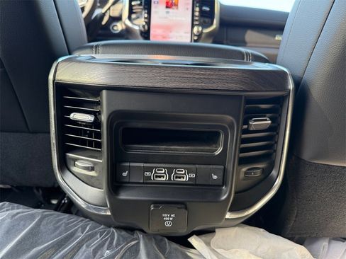 New 2025 RAM 2500 Laramie image 29