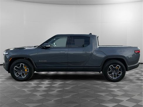 Used 2022 Rivian R1T Launch Edition image 2