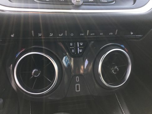 Used 2024 Chevrolet Blazer LT w/ Convenience Package image 18