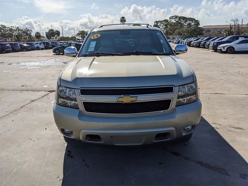 Used 2014 Chevrolet Tahoe LT w/ Luxury Package image 4
