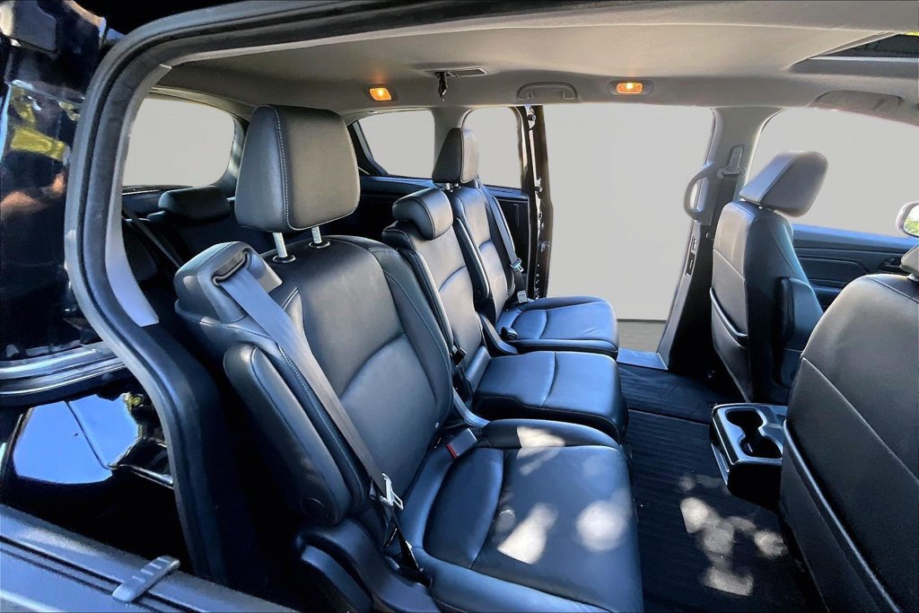 Used 2024 Honda Odyssey EX-L image 17