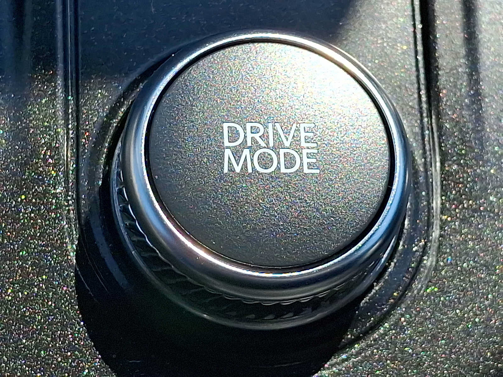 Used 2025 Ford Explorer Active w/ Active Comfort Package AWD/4WD image 25