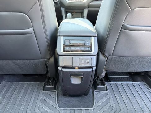 Used 2023 Subaru Ascent Limited w/ Technology Package AWD/4WD image 20