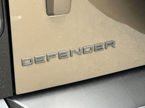 New 2026 Land Rover Defender 110 X-Dynamic SE AWD/4WD image 14