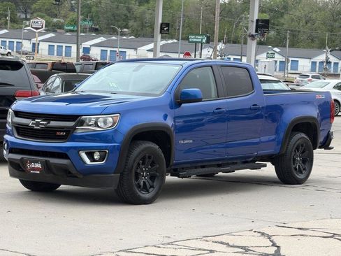 Used 2019 Chevrolet Colorado Z71 AWD/4WD image 3