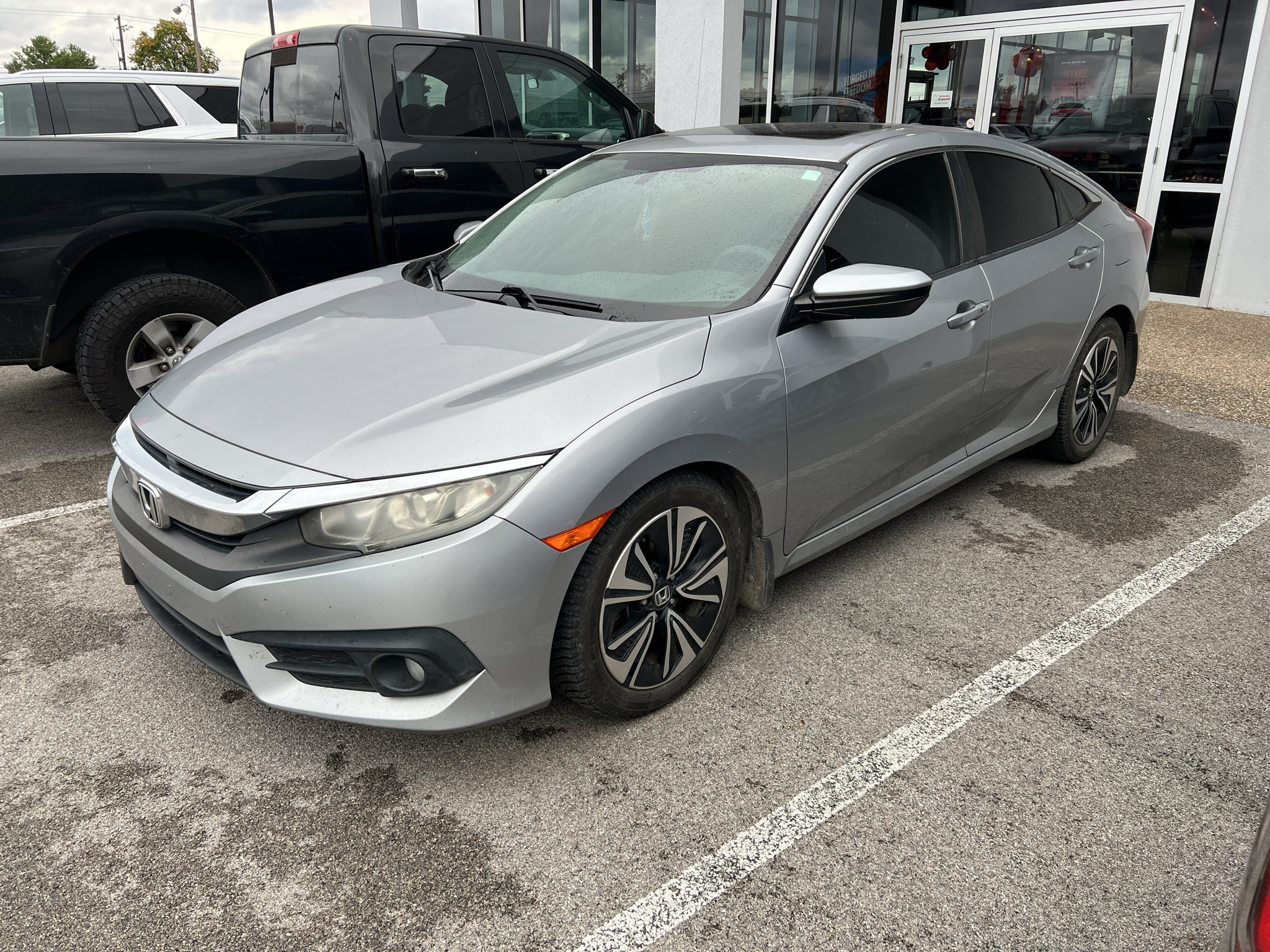 Used 2016 Honda Civic EX-T image 4