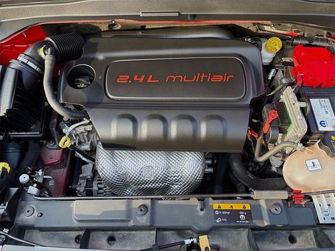 Used 2021 Jeep Renegade Sport image 27