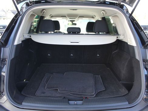 Used 2023 Nissan Rogue SV image 24