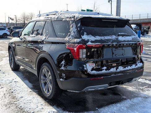 New 2026 Ford Explorer Active w/ Active Comfort Package image 6
