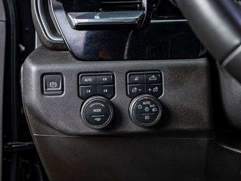 Used 2024 Chevrolet Silverado 2500 High Country w/ LPO, Dark Essentials Package image 22