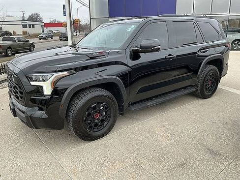 Used 2025 Toyota Sequoia TRD Pro image 11